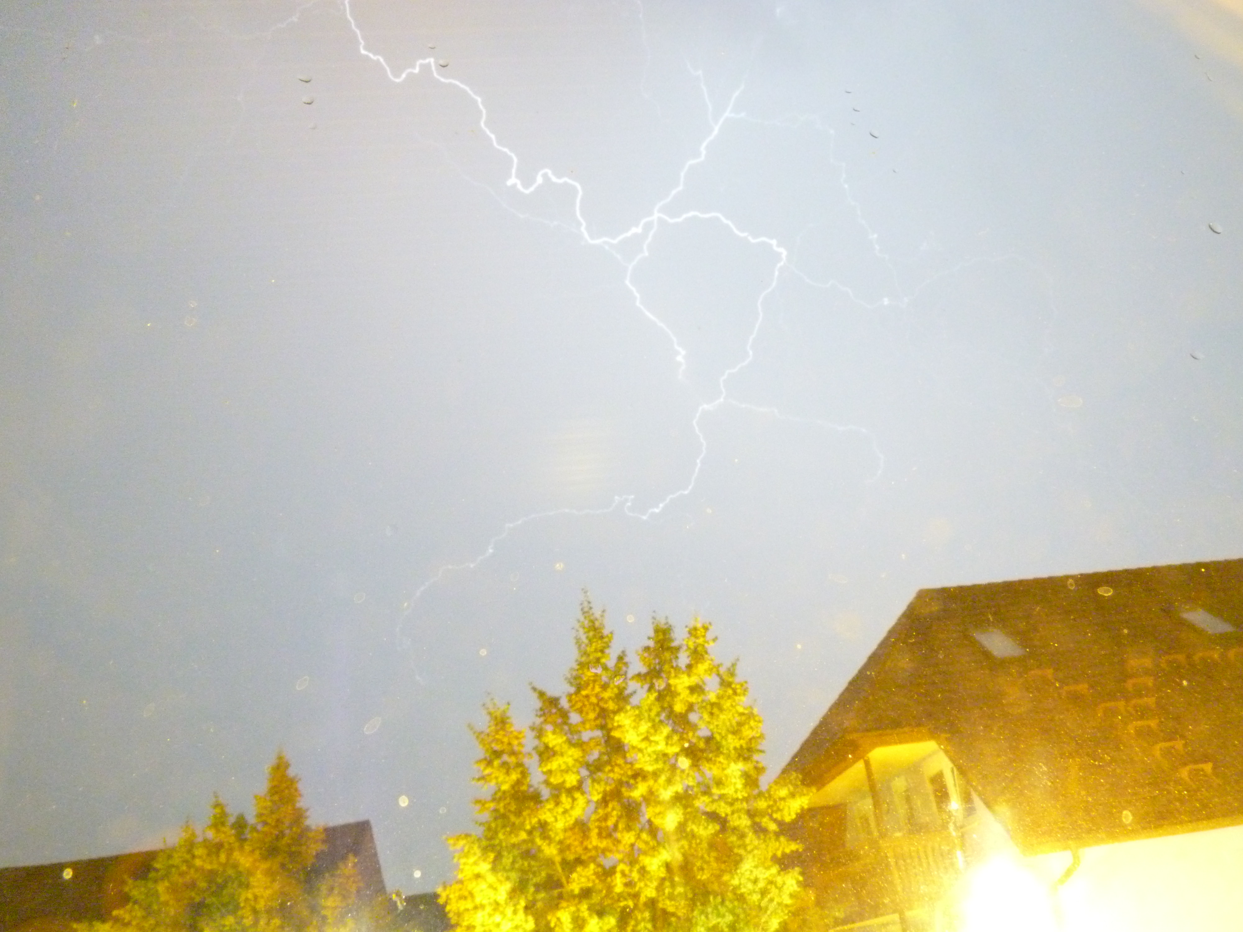 Blitze über Gondelsheim